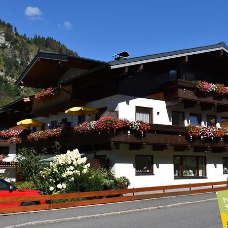 Pension Und Appartement Weinschreiber Rauris Exteriör bild
